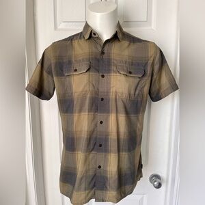 Mens Kuhl Response Short Sleeve Button Up Shirt Medium